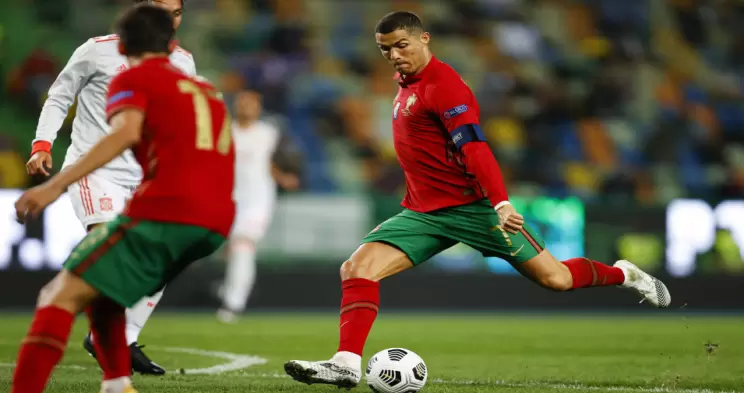 葡萄牙体育vs吉马良斯直播_高清葡萄牙体育vs吉马良斯直播免费观看_在线观看高清葡萄牙体育vs吉马良斯直播赛事-24直播